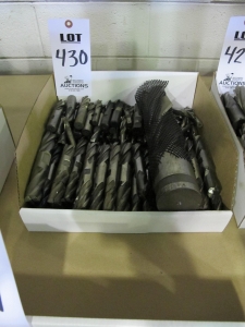 LOT ASST'D END MILLS (T-10) LOADING & HANDLING FEE $10-430