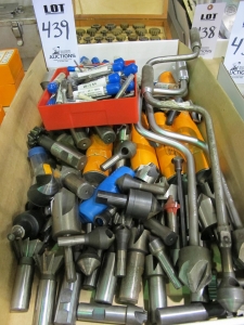 LOT ASST'D CUTTING TOOLS (T-10) LOADING & HANDLING FEE $10-439