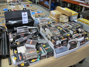 LOT SUNNEN CYLINDERS & STONES FOR HONING MACHINE (T-10) LOADING & HANDLING FEE $10-442