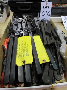 LOT ASST'D TIP SETS (T-10) LOADING & HANDLING FEE $10-516