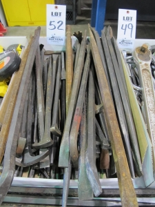 LOT ASST'D PRY BARS (T-10) LOADING & HANDLING FEE $10-52