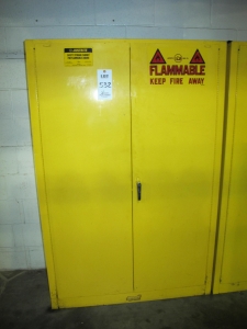 JUSTRITE FLAMMABLE 2-DOOR CABINET (T-10) LOADING & HANDLING FEE $50-532