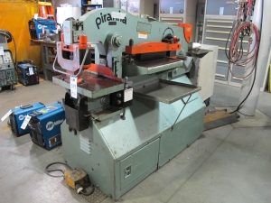 PIRANHA MODEL P-70 IRON WORKER, S/N 064 (T-10) LOADING & HANDLING FEE $300-549
