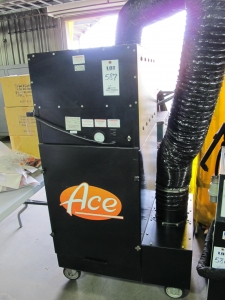 ACE MODEL 73-801 SMOKE HOG S/N 000577 (T-10) LOADING & HANDLING FEE $50-587