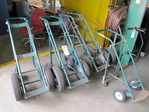 LOT (4) CYLINDER DOLLIES (T-10) LOADING & HANDLING FEE $25-591