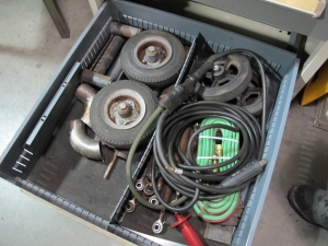 STANLEY VIDMAR 8-DRAWER TOOL CABINET W/ CONTENTS (T-10) LOADING & HANDLING FEE $50-606