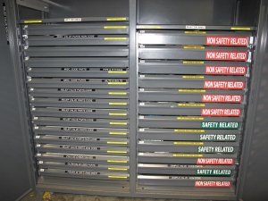 STRONG HOLD 2-DOOR STORAGE CABINET W/ CONTENTS (T-10) LOADING & HANDLING FEE $50-628