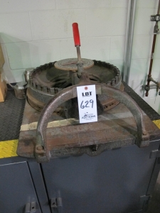 DIAGRAPH BRADLEY INDUSTRIES MODEL 1 3/4" STENCIL MACHINE (T-10) LOADING & HANDLING FEE $25-629