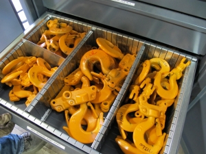 STRONG HOLD 2-DOOR STORAGE CABINET W/ CONTENTS (T-10) LOADING & HANDLING FEE $50-663