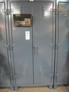 STRONG HOLD 2-DOOR STORAGE CABINET (T-10) LOADING & HANDLING FEE $50-669