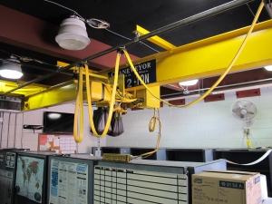 CRANEVEYOR CORP BRIDGE CRANE 20'W 40'L W/ 2-TON YALE HOIST (T-10) LOADING & HANDLING FEE $2,500-673