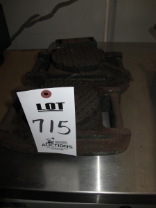 MOVER DOLLIES SET (T-10) LOADING & HANDLING FEE $10-715