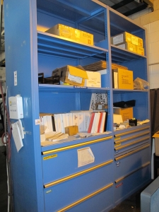 LOT ASST'D CABINETS & SHELVES (T-10) LOADING & HANDLING FEE $100-724