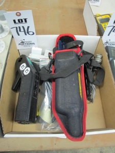 LOT MISC AMP PROBES (G-46) LOADING & HANDLING FEE $10-746