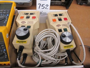 LOT (4) DOBLE MODEL F2010 HAND HELD MINI CONTROLLERS (G-46) LOADING & HANDLING FEE $10-752