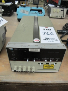 HP MODEL 4261A LCR METER (G-46) LOADING & HANDLING FEE $10-760