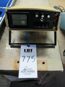 HUNTRON TRACKER MODEL HTR1005B-IS 3-WIRE DIGITAL METER (G-46) LOADING & HANDLING FEE $10-775