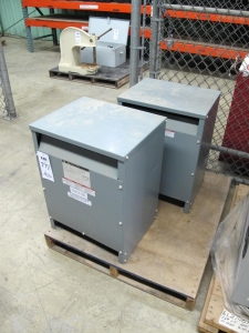 LOT (2) SQUARE D 15KVA SORGEL SINGLE PHASE GENERAL PURPOSE TRANSFORMERS (G-46) LOADING & HANDLING FEE $25-794
