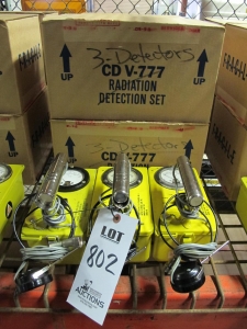 LOT (12) VICTOREEN INSTRUMENT MODEL 6B PORTABLE RADIATION DETECTORS (G-46) LOADING & HANDLING FEE $10-802