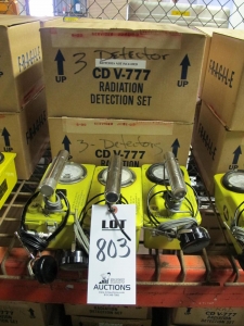 LOT (12) VICTOREEN INSTRUMENT MODEL 6B PORTABLE RADIATION DETECTORS (G-46) LOADING & HANDLING FEE $10-803