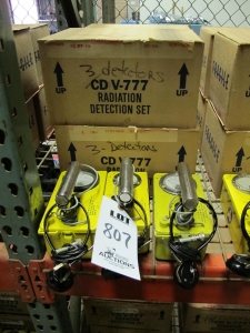 LOT (12) VICTOREEN INSTRUMENT MODEL 6B PORTABLE RADIATION DETECTORS (G-46) LOADING & HANDLING FEE $10-807