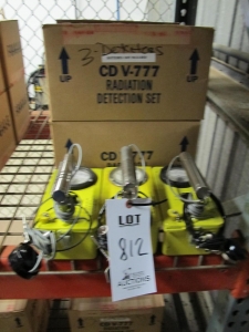 LOT (12) VICTOREEN INSTRUMENT MODEL 6B PORTABLE RADIATION DETECTORS (G-46) LOADING & HANDLING FEE $10-812
