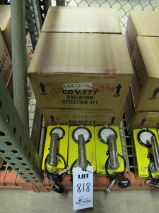 LOT (12) VICTOREEN INSTRUMENT MODEL 6B PORTABLE RADIATION DETECTORS (G-46) LOADING & HANDLING FEE $10-818