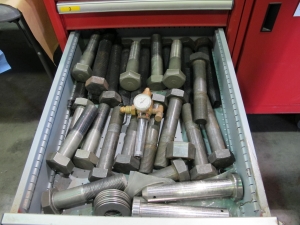 LISTA 5-DRAWER TOOL BOX W/ CONTENTS (T-10) LOADING & HANDLING FEE $50-84