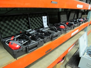 LOT MISC EARMARK BELT-PAKS & HEAD PHONES (G-46) LOADING & HANDLING FEE $25-842