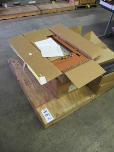 LOT PALLET MISC COMPUTER TOWER RACKS (G-46) LOADING & HANDLING FEE $25-845