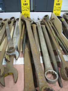 LOT WRENCHES (G-49) LOADING & HANDLING FEE $10-2024