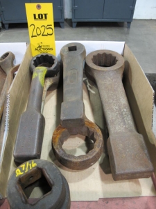 LOT WRENCHES (G-49) LOADING & HANDLING FEE $10-2025