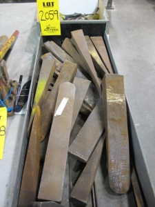 LOT STEEL WEDGES (G-49) LOADING & HANDLING FEE $10-2059