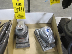LOT (2) PNEUMATIC PALM SANDERS (G-49) LOADING & HANDLING FEE $10-2064