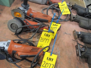 LOT (3) MILWAUKEE ELECTRIC RIGHT ANGLE GRINDERS (G-49) LOADING & HANDLING FEE $10-2077