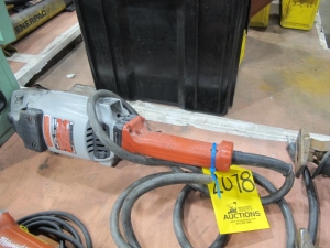 MILWAUKEE HEAVY DUTY ELECTRIC RIGHT ANGLE GRINDER (G-49) LOADING & HANDLING FEE $10-2078