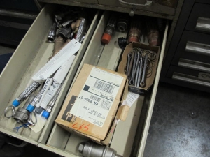 16-DRAWER INDUSTRIAL PARTS CABINET W/ O-RINGS (G-49) LOADING & HANDLING FEE $50-2149