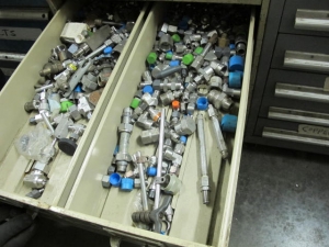 16-DRAWER INDUSTRIAL PARTS CABINET W/ O-RINGS (G-49) LOADING & HANDLING FEE $50-2149