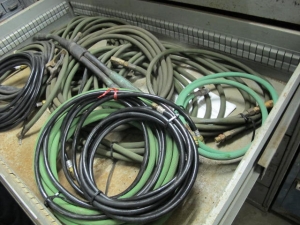 RACK ENGINEERING CO 7-DRAWER INDUSTRIAL PARTS CABINET W/ HOSE, WELDING LEAD AND MISC (G-49) LOADING & HANDLING FEE $50-2151