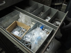 16-DRAWER INDUSTRIAL PARTS CABINET & (2) 4-DRAWER FILE CABINETS W/ NUTS, BOLTS, WASHERS (G-49) LOADING & HANDLING FEE $50-2152