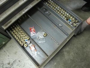 LYON 10-DRAWER INDUSTRIAL PARTS CABINET W/ SS FITTINGS AND MISC (G-49) LOADING & HANDLING FEE $50-2153