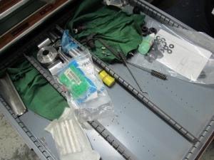 STANLEY VIDMAR 11-DRAWER INDUSTRIAL PARTS CABINET W/ CONTENTS (G-49) LOADING & HANDLING FEE $50-2154