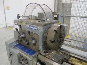 MORI SEIKI MR 2000 ENGINE LATHE, 20" X 80" CC, 11.75" SWING OVER CROSS SLIDE, 8" 4 JAW CHUCK, 4" HOLE THRU, 22.4-1120 RPM, TAILSTOCK, STEADY REST, S/N 4572 (G-49) LOADING & HANDLING FEE $750-2189