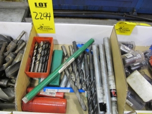 LOT (7) BOXES MISC STRAIGHT & TAPERED SHANK DRILL BITS (G-49) LOADING & HANDLING FEE $10-2244