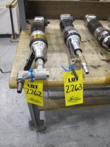 TRI-TOOL HIGH TORQUE PNEUMATIC IMPACT WRENCH (G-49) LOADING & HANDLING FEE $10-2263