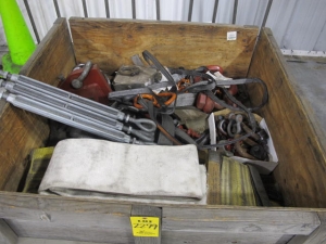LOT CRATE MISC RIGGING EQUIPMENT (G-49) LOADING & HANDLING FEE $25-2279