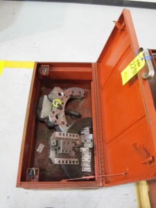 TRI-TOOL 15" OD CLAM SHELL SUB ASSEMBLY MACHINE (G-49) LOADING & HANDLING FEE $25-2291