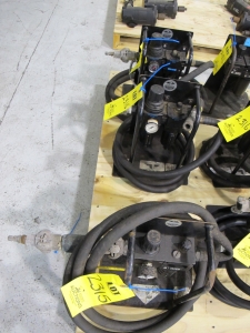 LOT (3) TRI-TOOL PNEUMATIC FILTER & LUBRICATOR (G-49) LOADING & HANDLING FEE $25-2315