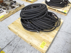 LOT TRI-TOOL HYDRAULIC HOSES (G-49) LOADING & HANDLING FEE $25-2321