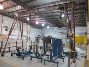 PORTABLE A-FRAME GANTRY 18'L, ADJUSTABLE HEIGHT & WIDTH W/ 4.5-TON PNEUMATIC CHAIN HOIST (G-49) LOADING & HANDLING FEE $600-2329